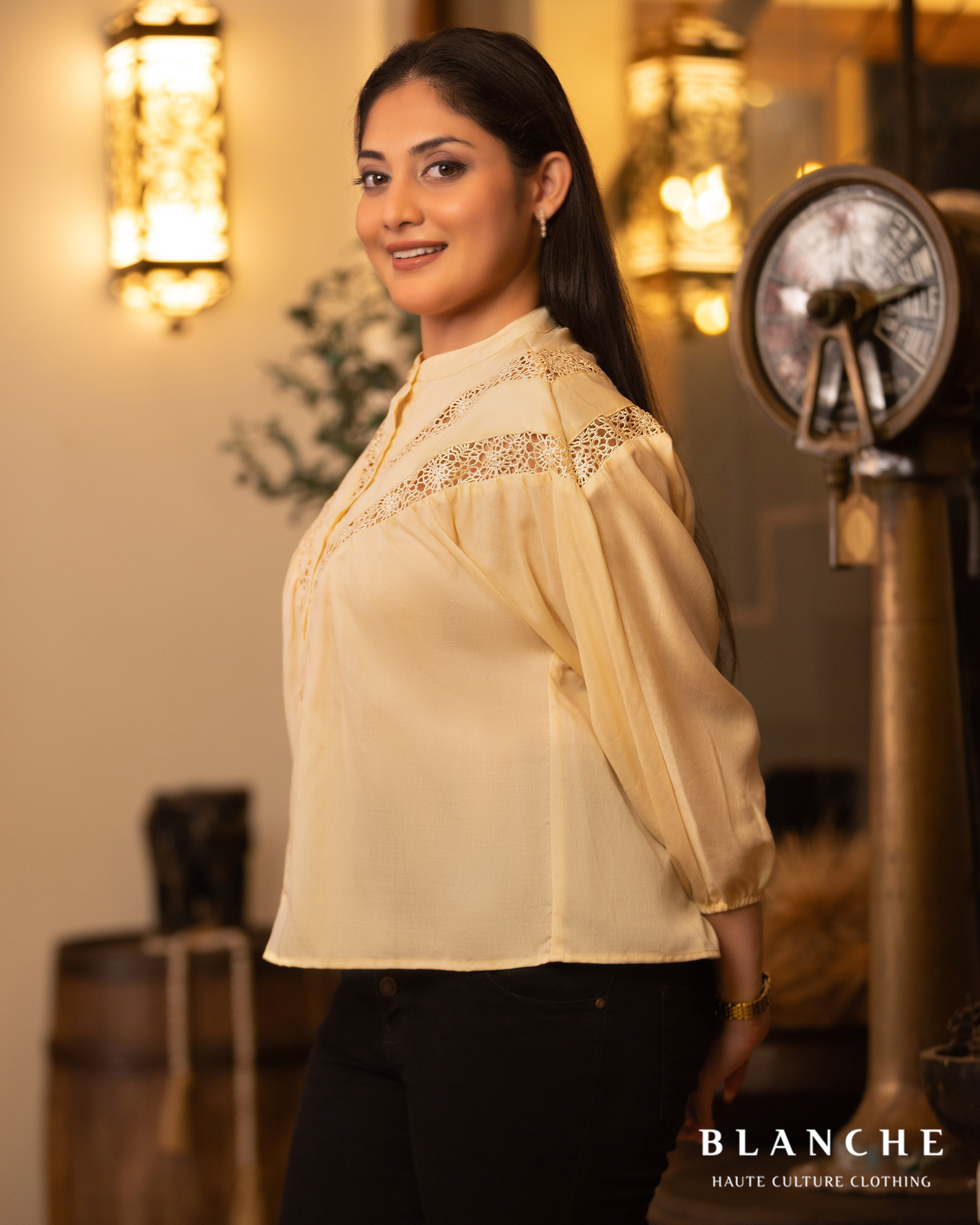 Lace detailed button up top - BG143